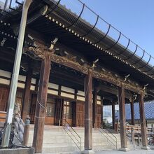 東本願寺茨木別院本堂