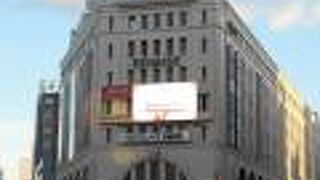 浅草にある老舗百貨店