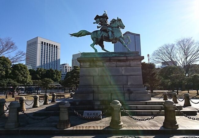 楠木正成銅像 クチコミ アクセス 営業時間 丸の内 大手町 八重洲 フォートラベル