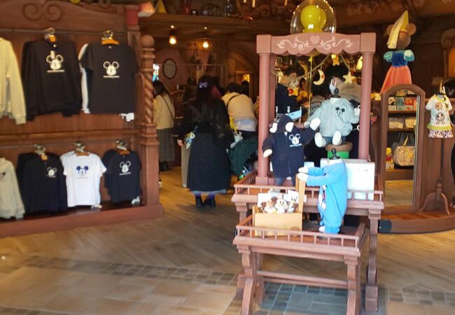 ブレイブリトルテイラー ショップ クチコミ アクセス 営業時間 東京ディズニーリゾート フォートラベル