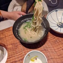 シメのラーメン