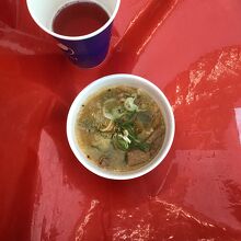 モツ煮　300円。