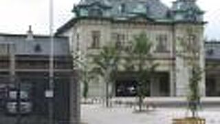 レトロな門司港駅が始発駅です