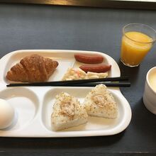 朝食は期待していなかったけど、案外しっかりしてました。