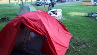 近くに大きなスーパーがあった