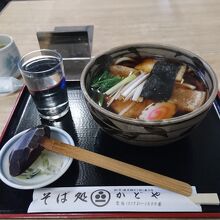 力うどんに合うのは揚げより天かす