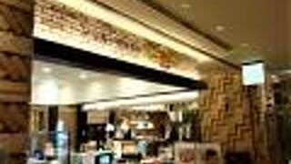 コレド室町地下のハム＆ソーセージの店