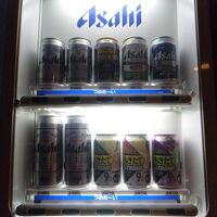これもエレベーター降りて直ぐあります。部屋で飲めるのが良いね