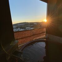 部屋にある露天風呂から見た日の出