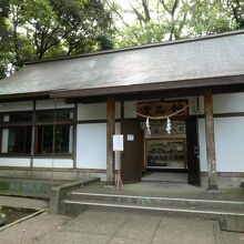 遺品館入口は開いてます