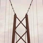 揺れて楽しい無料の吊り橋！