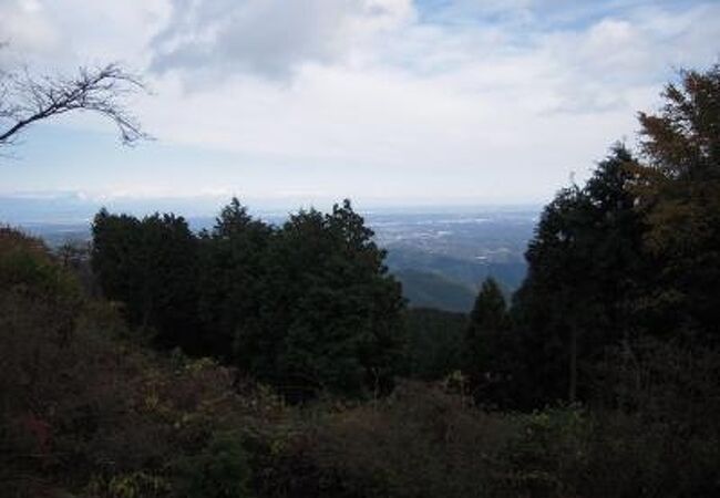 関八州、関東平野が見晴せる展望台です。