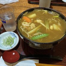 カレー南蛮～ネギ別盛りの必要無し