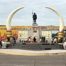 スリンの最初の領主パクディーの象