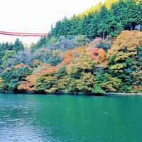 お宿へ向かう庄川峡遊覧船からの絶景