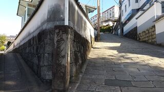 異国情緒がある石畳の坂道