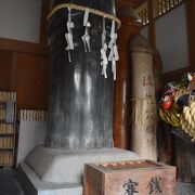 子宝祈願の神社。奉納されている物は…独特。