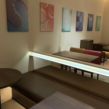 飾ってある絵が素敵です