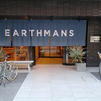 EARTHMANS OSAKA-JO 写真