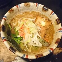 新味豚骨魚介ラーメン