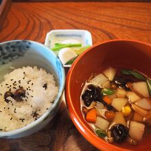 零余子ご飯とのっぺい汁