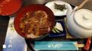 牡蠣を中心に瀬戸内の食材が味わえる