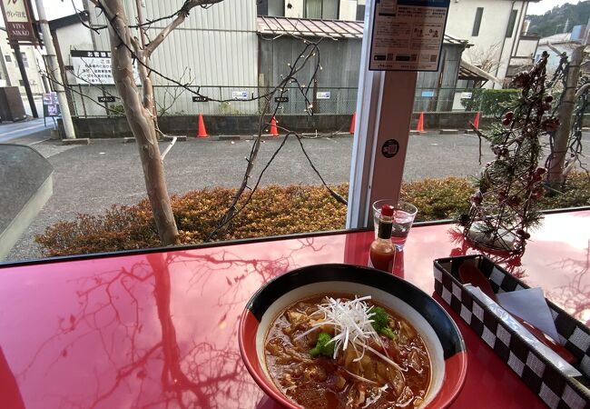 ゆばトマトラーメンはおすすめです。