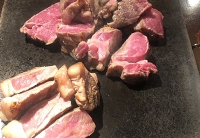 肉メニューがいっぱいのお店