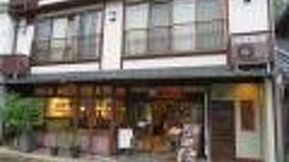 城崎の景色の中で城崎地ビールを飲める。それにしても空いてるんだがｗ