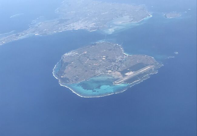 伊良部大橋を原付バイクで渡って伊良部島、下地島を周遊( ^ω^ )