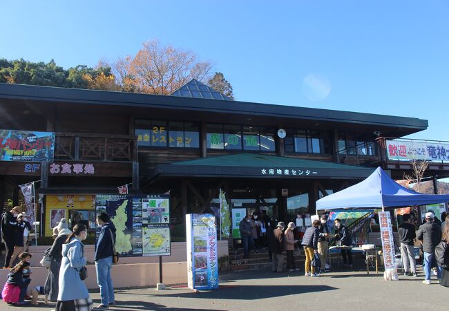 竜神大吊橋前のレストハウス　アユの塩焼きを食べました