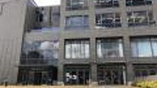 講演会やコンサートが開かれています