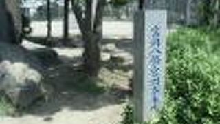 江戸期には広く美しい庭園を有する名刹でした