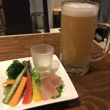 ビールと立派なお通し