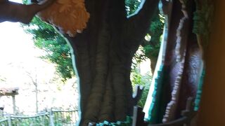 あちこちにプーさんとその仲間たち