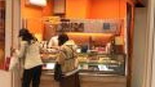 近鉄大和西大寺駅内で場所が移転していました