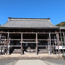 修理中の御影堂