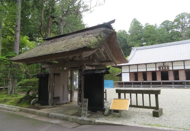 陽徳院御霊屋寶華殿