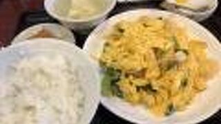 ふっくらとした出来上がりのエビたまご