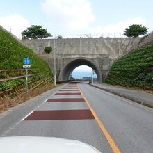 入口わからないまま展望台の下を通過