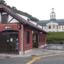 本来の道の駅機能はこちらの建物に。