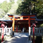 箱根神社のご拝殿横にあります