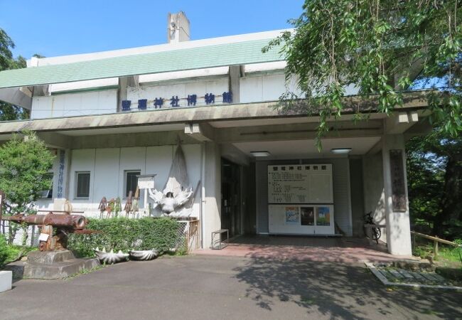 塩竈神社内にあります