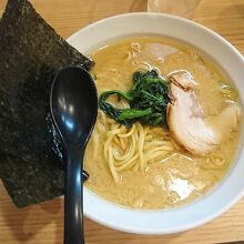 豚骨ラーメン醤油