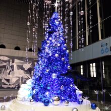 「Love Sea」海を愛するクリスマスツリー