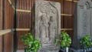 六地蔵塔が見どころ