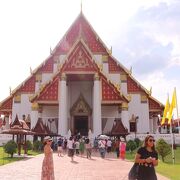 アユタヤでは新しい寺院