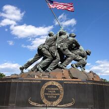 大きさと躍動感に圧倒されます。