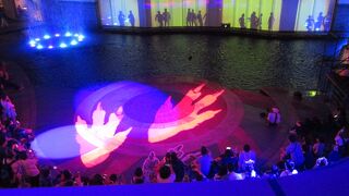 ゴジラ 博多、上陸。