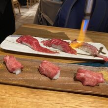 牛タン炙り握りと石垣牛炙り握り